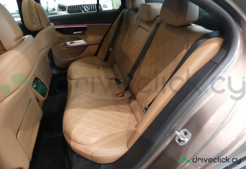 Mercedes E-class Beige