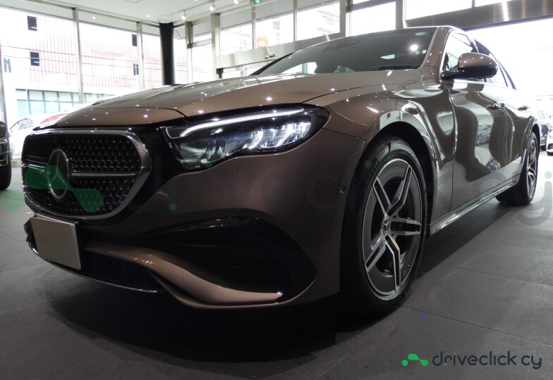 Mercedes E-class Beige