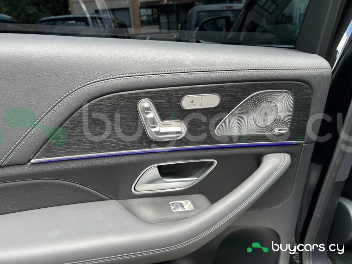 Mercedes GLE-class Black