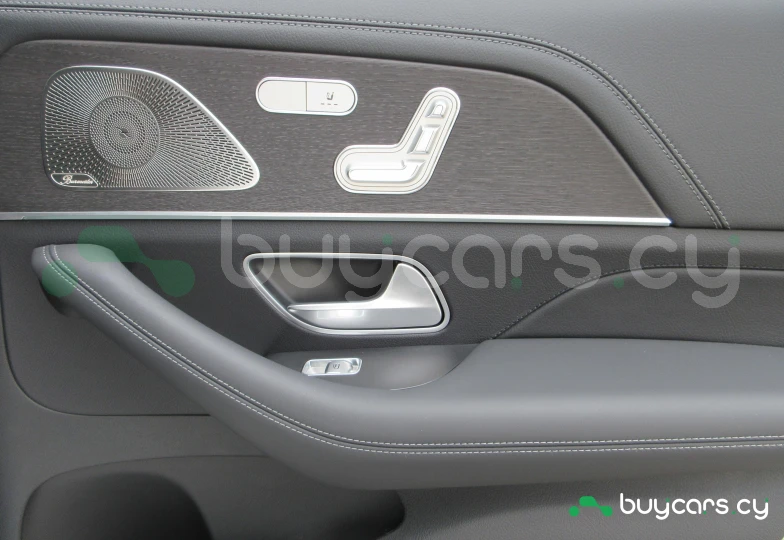 Mercedes GLE-class White