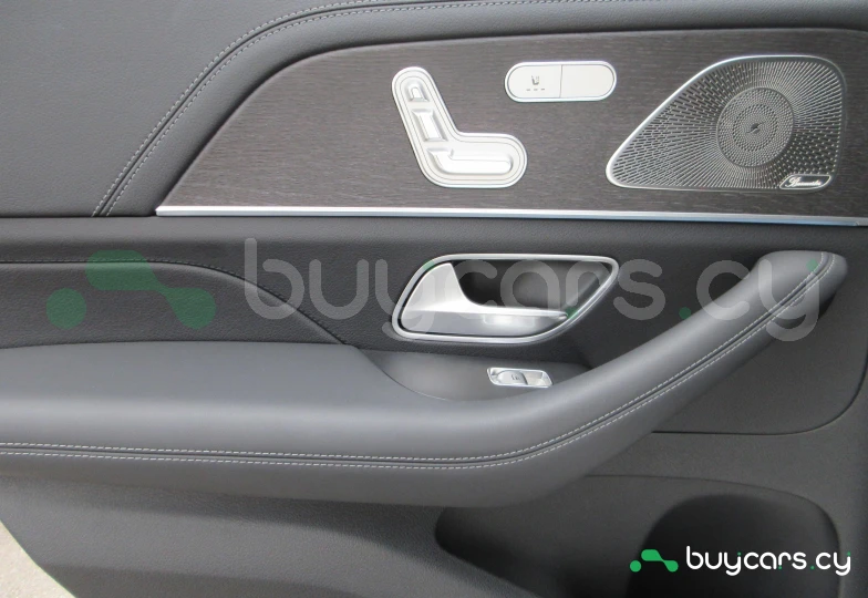 Mercedes GLE-class White