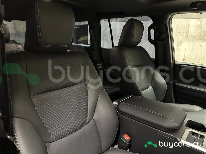 Toyota Land Cruiser 250 White