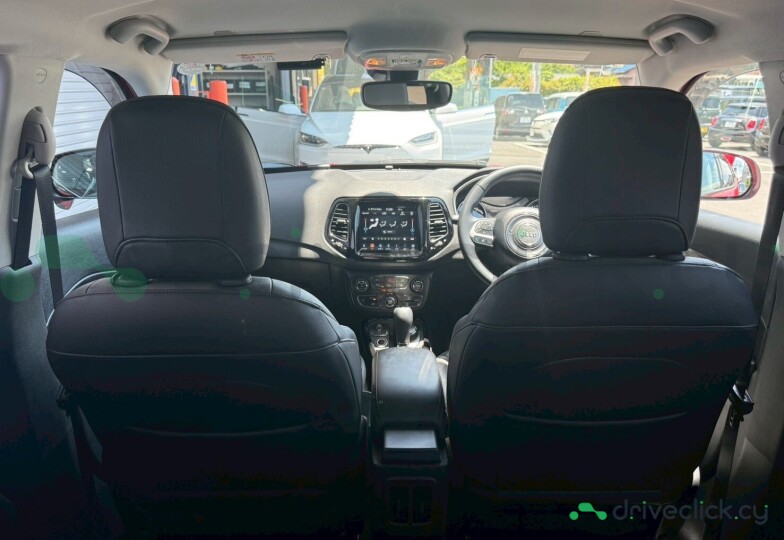 Jeep Compass Красный