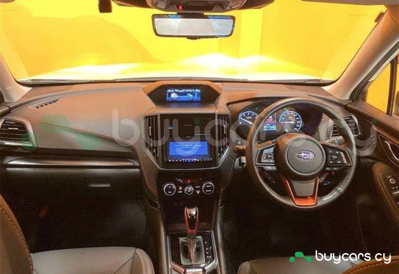 Subaru Forester Белый