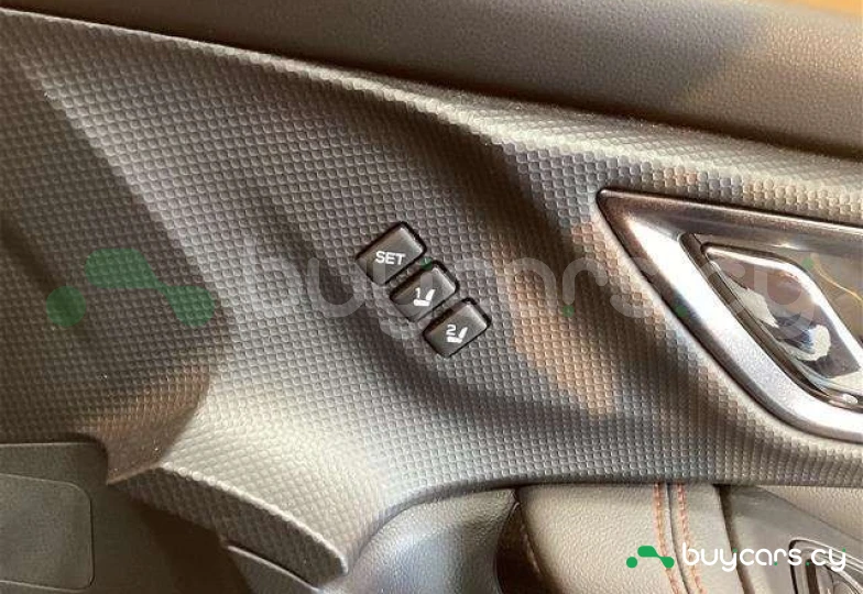 Subaru Forester Белый