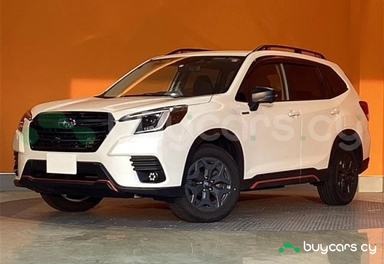 Subaru Forester Белый