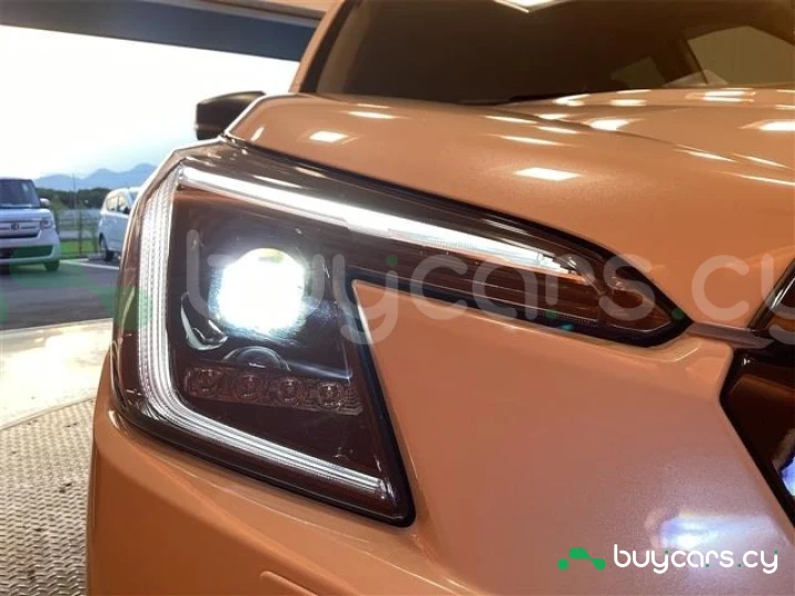 Subaru Forester Белый