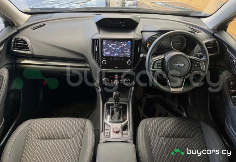 Subaru Forester Черный