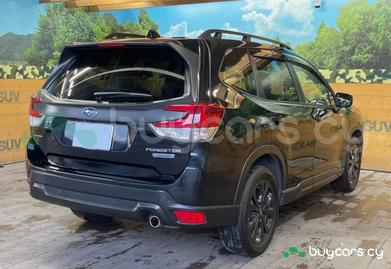 Subaru Forester Черный