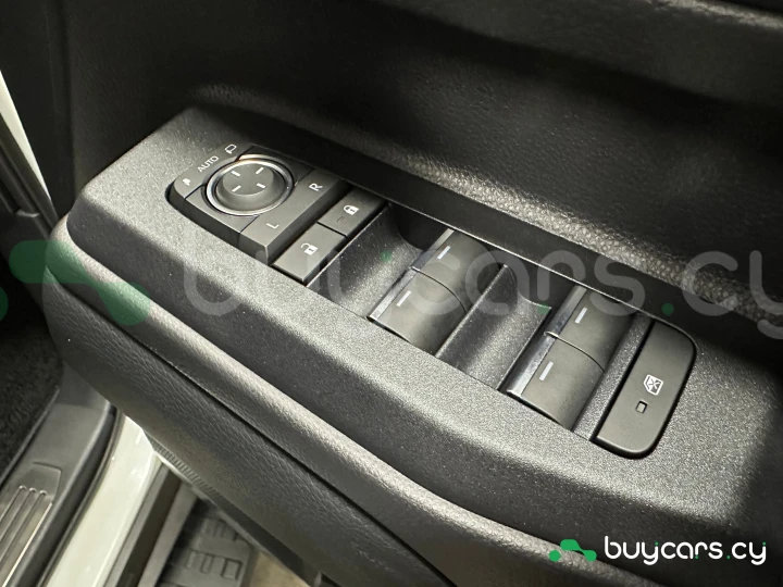 Toyota Land Cruiser 250 White