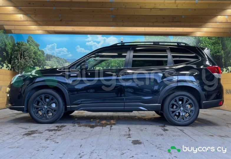 Subaru Forester Черный