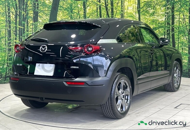 Mazda MX-30 Черный