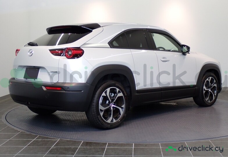 Mazda MX-30 Белый