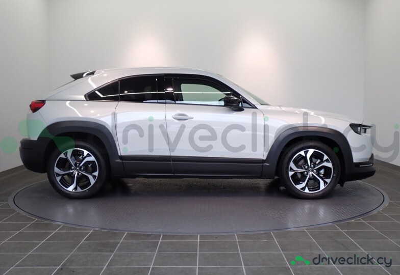 Mazda MX-30 Белый