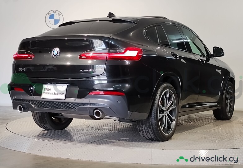 BMW X4 Черный