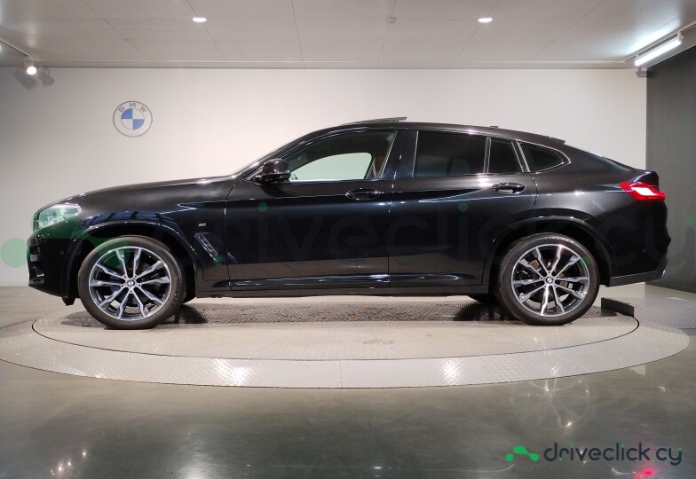 BMW X4 Черный
