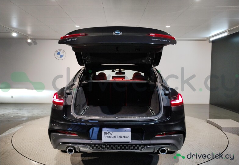 BMW X4 Черный