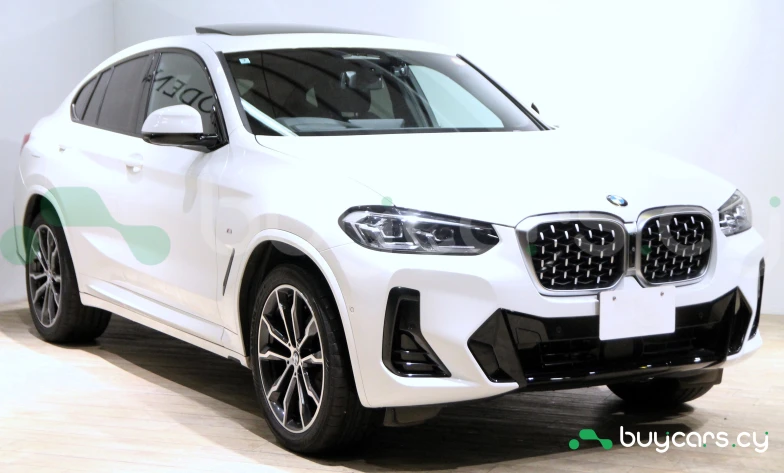 BMW X4 White