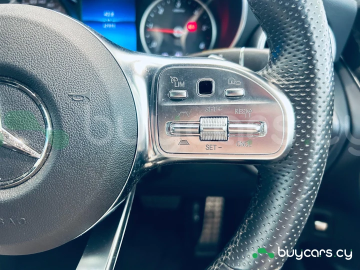 Mercedes GLC-class Белый