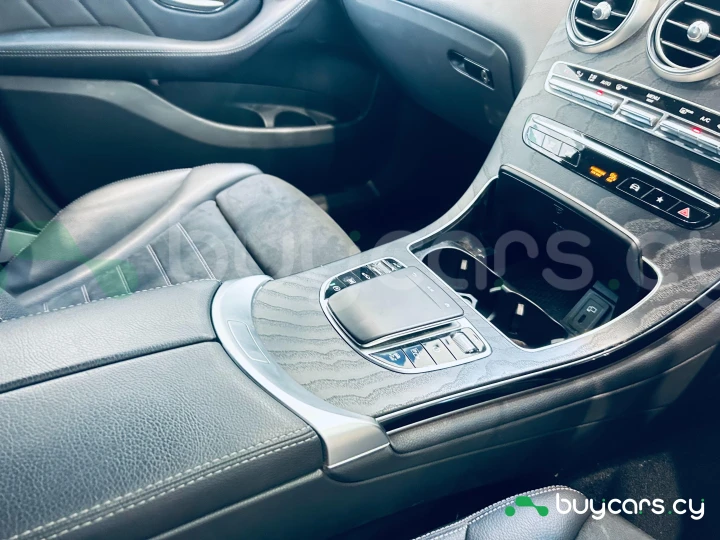 Mercedes GLC-class Белый