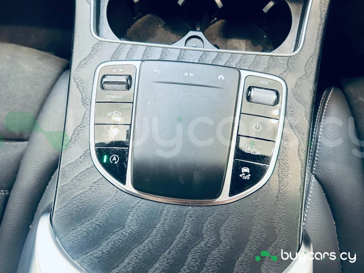 Mercedes GLC-class Белый