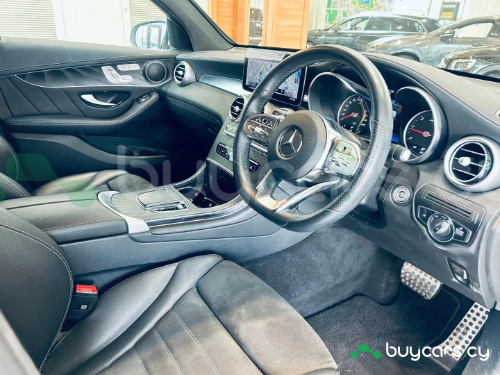 Mercedes GLC-class Белый