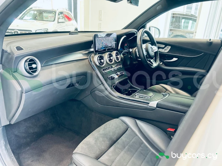 Mercedes GLC-class Белый