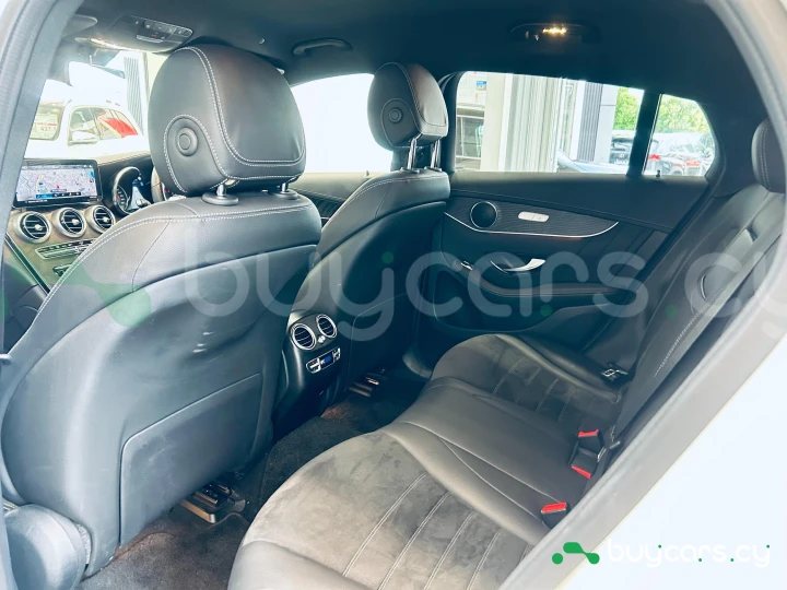 Mercedes GLC-class Белый