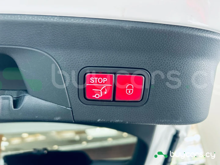 Mercedes GLC-class Белый