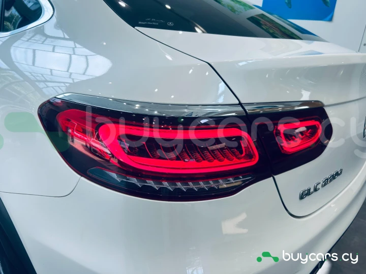 Mercedes GLC-class Белый