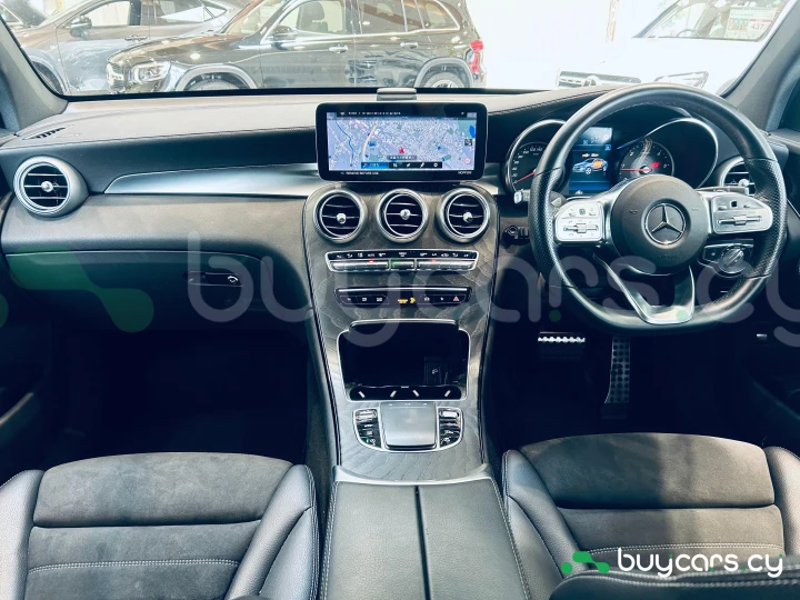 Mercedes GLC-class Белый