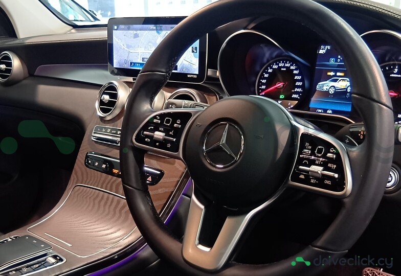 Mercedes GLC-class Белый