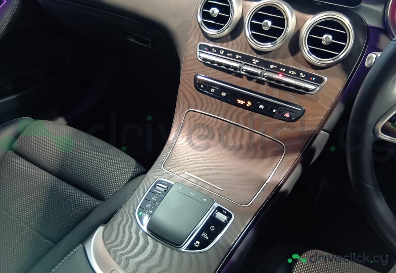 Mercedes GLC-class Белый