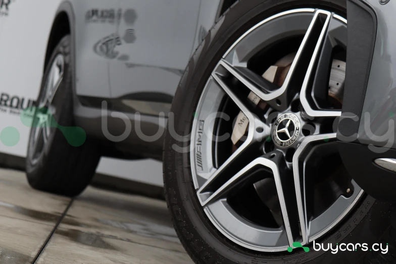 Mercedes GLC-class Серый