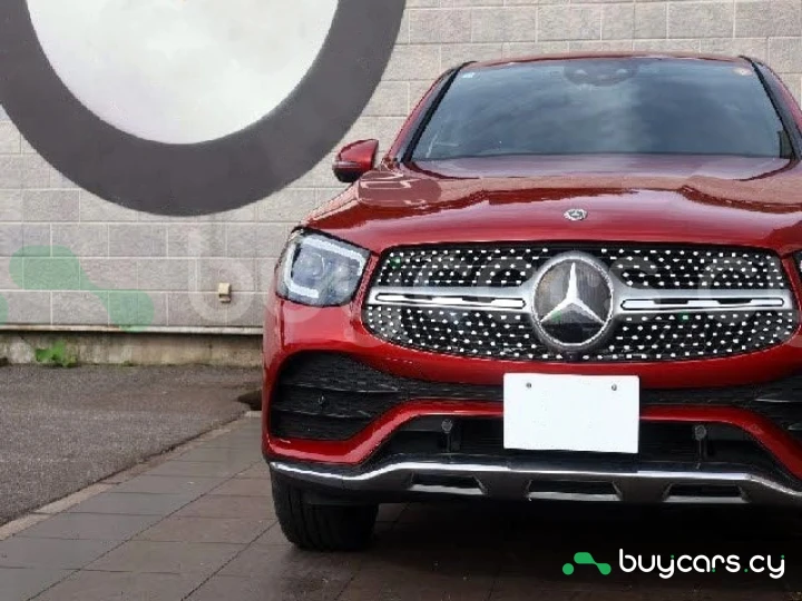 Mercedes GLC-class Красный