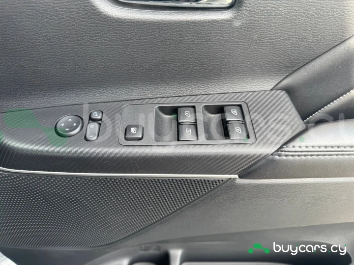 Mitsubishi Delica d:5 Grey