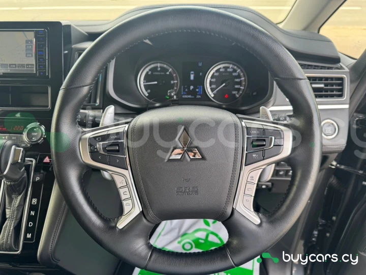 Mitsubishi Delica d:5 Grey