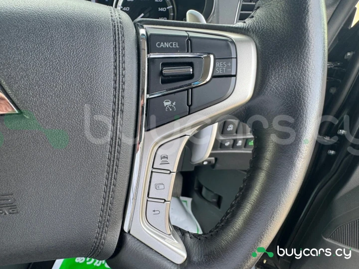 Mitsubishi Delica d:5 Grey