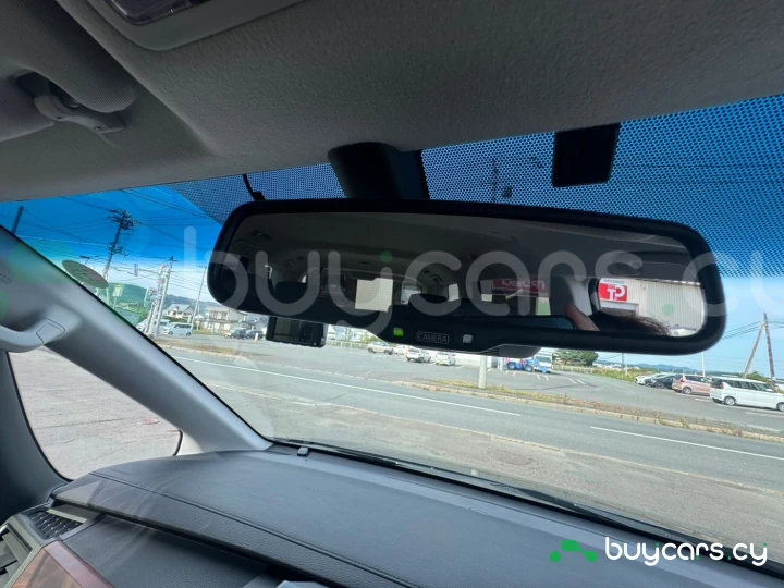 Mitsubishi Delica d:5 Grey