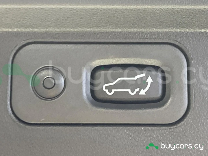 Mitsubishi Delica d:5 Grey