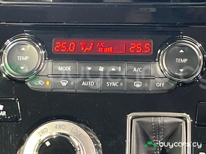 Mitsubishi Delica d:5 Grey