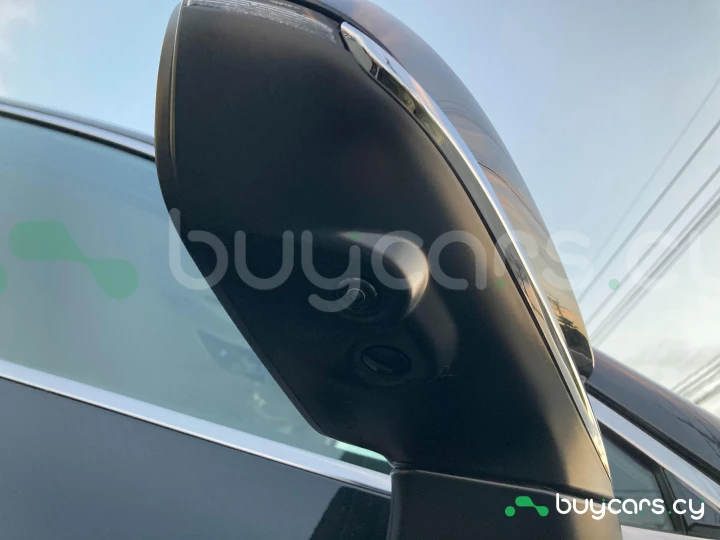 Lexus NX Черный