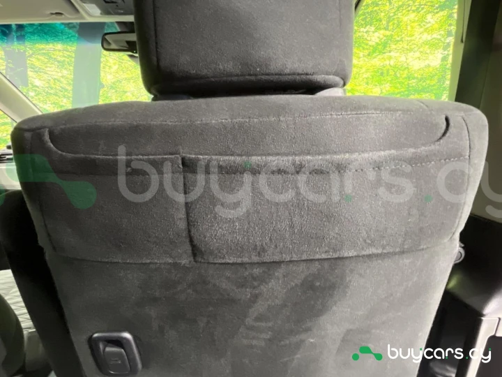 Mitsubishi Delica d:5 Grey