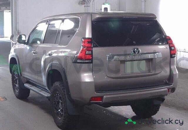 Toyota Land Cruiser Prado Brown