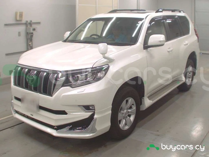 Toyota Land Cruiser Prado Белый