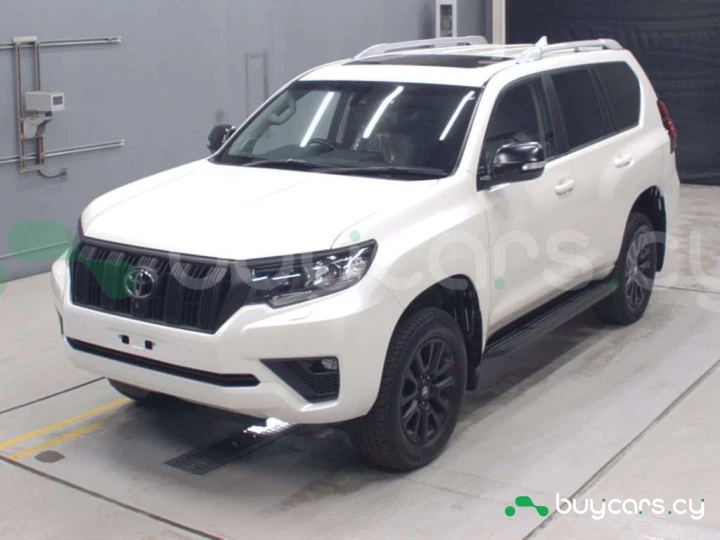 Toyota Land Cruiser Prado Белый