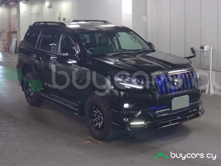 Toyota Land Cruiser Prado Черный