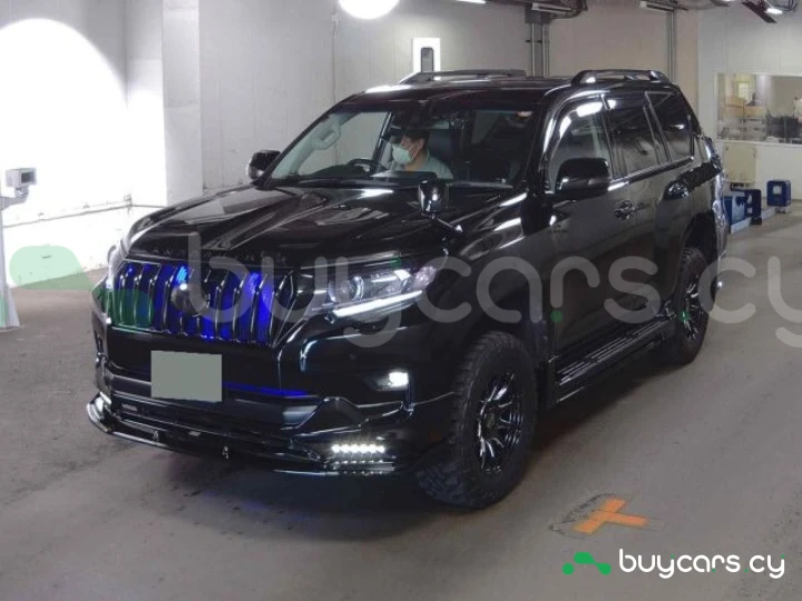 Toyota Land Cruiser Prado Черный