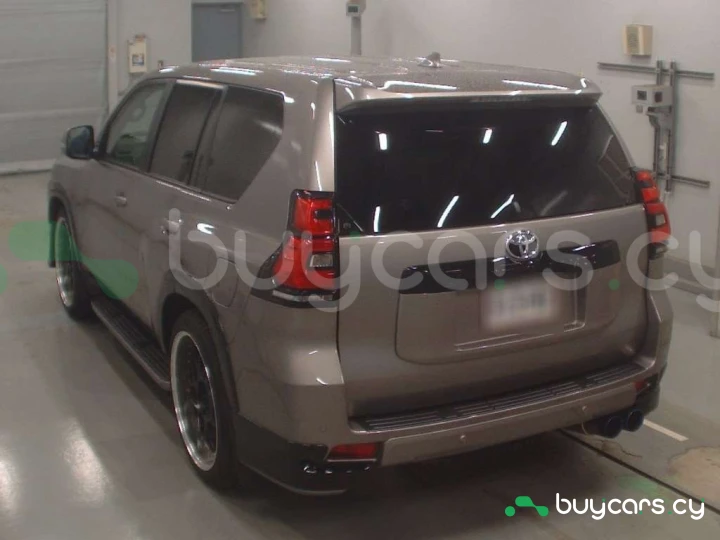 Toyota Land Cruiser Prado Коричневый