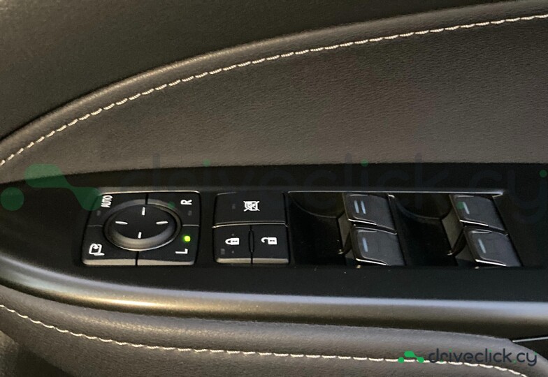 Lexus NX Black